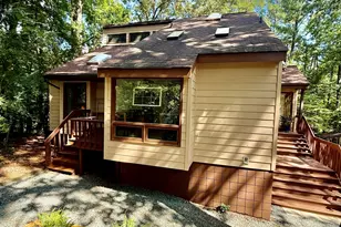 10 Ellen Pl, Chapel Hill, NC 27514 - Photo 2