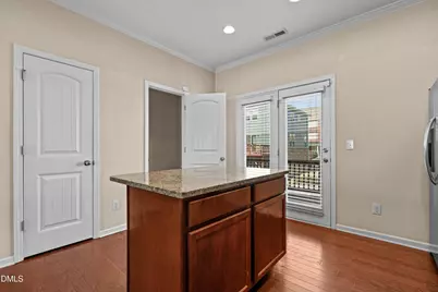 3017 Summerhouse Road, Cary, NC 27519 - Photo 10