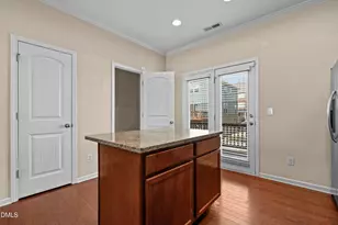 3017 Summerhouse Rd, Cary, NC 27519 - Photo 10