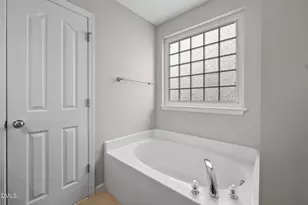 101 Courts Garden Way, Cary, NC 27513 - Photo 38