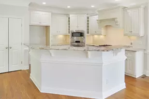 1605 Green Oaks Pkwy, Holly Springs, NC 27540 - Photo 8