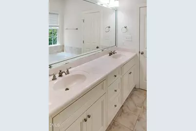 1605 Green Oaks Parkway, Holly Springs, NC 27540 - Photo 18