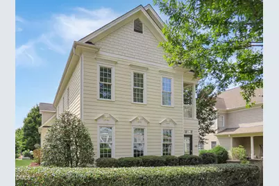 1605 Green Oaks Parkway, Holly Springs, NC 27540 - Photo 2