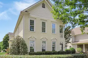 1605 Green Oaks Pkwy, Holly Springs, NC 27540 - Photo 2