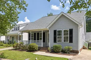 104 Cliffdale Rd, Holly Springs, NC 27540 - Photo 2