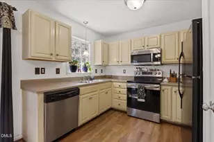 600 Lockwood Dr, Clayton, NC 27527 - Photo 16