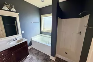 25 Rocky Creek Ln, Benson, NC 27504 - Photo 10