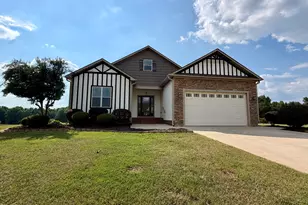 25 Rocky Creek Ln, Benson, NC 27504 - Photo 1