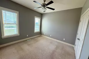 25 Rocky Creek Ln, Benson, NC 27504 - Photo 12