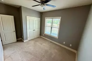 25 Rocky Creek Ln, Benson, NC 27504 - Photo 14