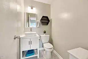 7401 Longstreet Dr, Raleigh, NC 27615 - Photo 14