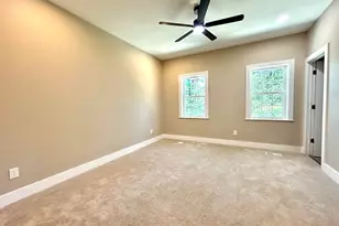 940 Lakewind, Sanford, NC 27332 - Photo 18