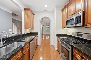305 Presque Isle Ln, Chapel Hill, NC 27514 - Photo 10