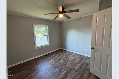 20 W Edgerton Street, Smithfield, NC 27577 - Photo 14