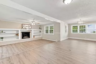 209 N Watauga Ave, Dunn, NC 28334 - Photo 24