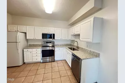 2501 Huntscroft Lane, Raleigh, NC 27617 - Photo 2