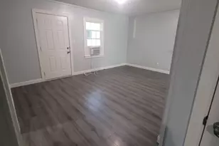 691 Boddie St, Henderson, NC 27536 - Photo 2