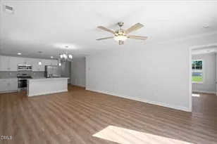 314 E Howard St, Roseboro, NC 28382 - Photo 16