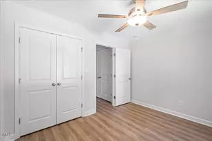 314 E Howard St, Roseboro, NC 28382 - Photo 24