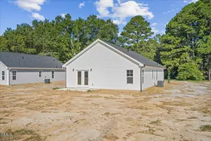 312 E Howard St, Roseboro, NC 28382 - Photo 30