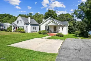 1916 Oxford Rd, Henderson, NC 27536 - Photo 4