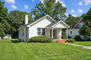 1916 Oxford Rd, Henderson, NC 27536 - Photo 1
