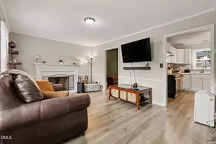 7320 Ewing Pl, Raleigh, NC 27616 - Photo 2