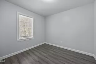 691-693 Boddie St, Henderson, NC 27536 - Photo 12