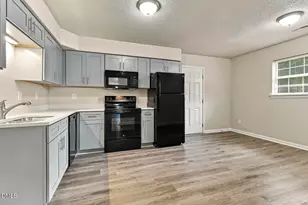 806 Felicia St, Durham, NC 27704 - Photo 8