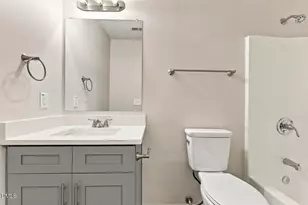 806 Felicia St, Durham, NC 27704 - Photo 22
