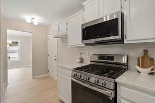 1414 Ravensthorpe Dr, Fuquay Varina, NC 27526 - Photo 6