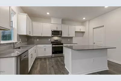 709 Sparkling Pear Drive, Fuquay-Varina, NC 27592 - Photo 4