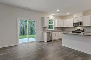 709 Sparkling Pear Dr, Fuquay-Varina, NC 27592 - Photo 6