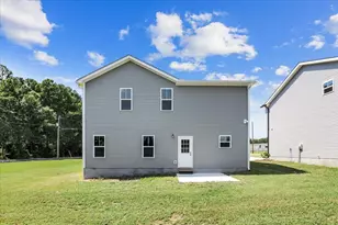 125 Wilson St, Erwin, NC 28339 - Photo 8