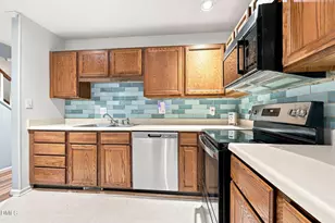101 Thomas Ln, Carrboro, NC 27510 - Photo 8