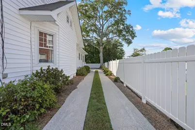 308 S Layton Avenue, Dunn, NC 28334 - Photo 8