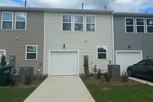 426 Channel Drop Dr, Clayton, NC 27520 - Photo 16