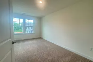 426 Channel Drop Dr, Clayton, NC 27520 - Photo 12