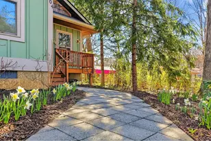 104 Hiawassee Ave, Black Mountain, NC 28711 - Photo 1