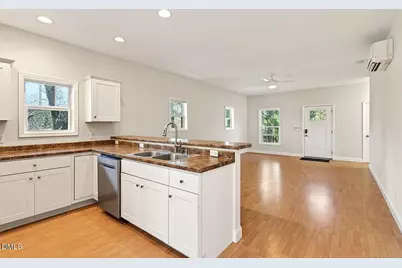104 Hiawassee Avenue, Black Mountain, NC 28711 - Photo 6