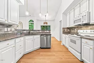 8901 Pleasant Meadow Dr, Raleigh, NC 27615 - Photo 30