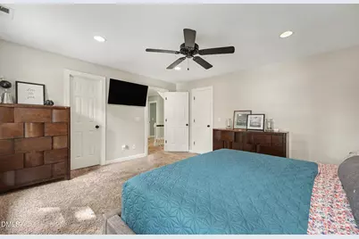 9701 Kingsford Drive, Cary, NC 27518 - Photo 18