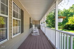 95 Roberts St, Pittsboro, NC 27312 - Photo 2