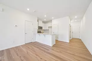 2018 Oakdale Dr, Durham, NC 27703 - Photo 8