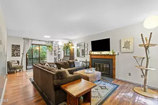 104 Barbee Ct, Carrboro, NC 27510 - Photo 4