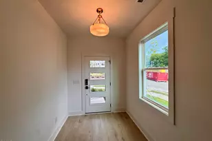 808 Portia Wy, Morrisville, NC 27560 - Photo 2