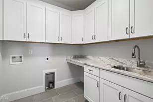 613 Darian Woods Dr, Holly Springs, NC 27540 - Photo 36