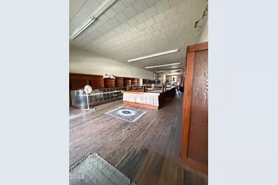 115 W Swannanoa Avenue, Liberty, NC 27298 - Photo 2