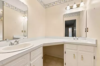 606 Dabney Woods Lane, Henderson, NC 27537 - Photo 6
