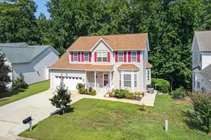 229 Tecumseh Ct, Cary, NC 27513 - Photo 2